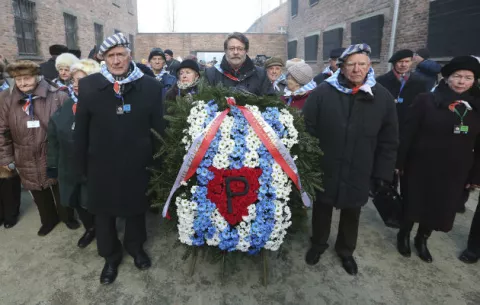 Sobrevivientes de Auschwitz conmemoran su liberación 