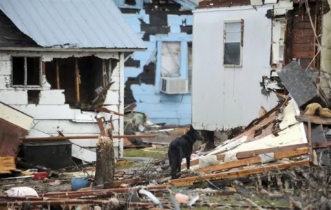 Mueren cuatro personas por un tornado en Mississippi 