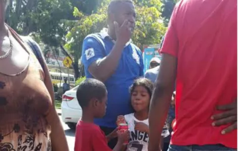 Mujer con trastornos mentales agarró a puñete a menor de edad