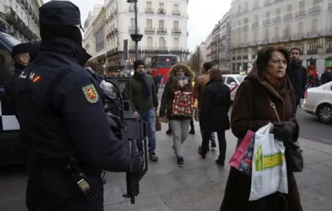 Los Reyes Magos recorren España bajo excepcionales medidas de seguridad 
