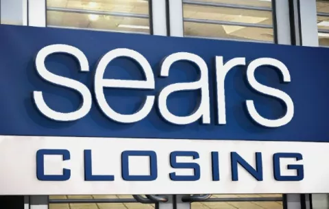 Sears cerrará 150 tiendas y venderá su marca Crafstman