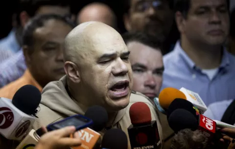 Portavoz antichavista dice que Gobierno busca ir a elecciones sin oposición