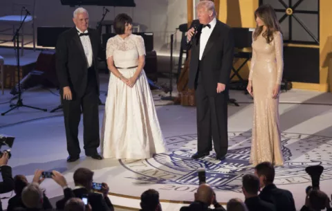 Inicia la era  de Donald Trump