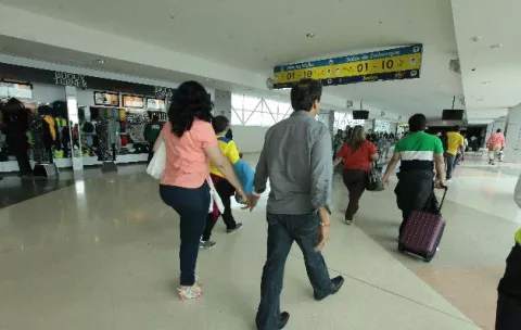 Ministro rechaza proyecto de ley para reducir estancia de turistas en Panamá
