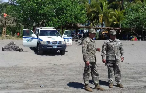 Vigilan playas chiricanas para evitar hechos que lamentar