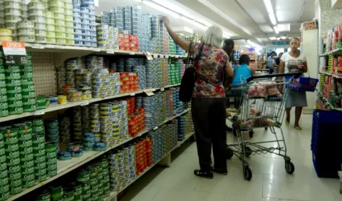 Las políticas del Gobierno demantelan al sector agro 