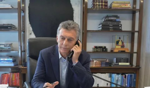 Macri reconoce error