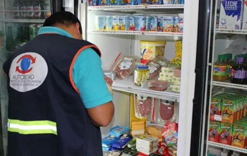 Acodeco demanda a 4 empresas por prácticas monopolísticas