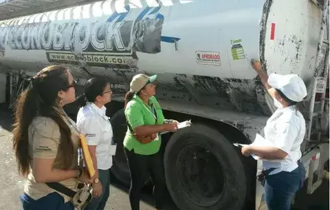 Anuncian reglas para uso de agua en carnaval herrerano