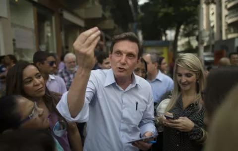 El alcalde de Río de Janeiro no baila samba