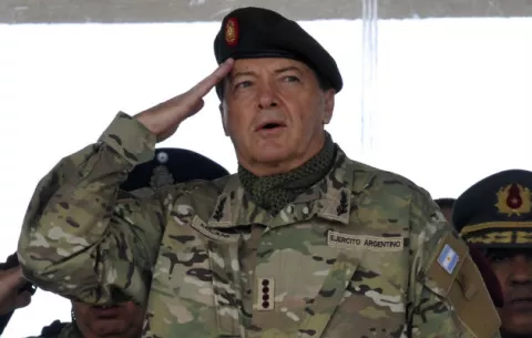 Líderes políticos y sociales, contentos por el arresto del exjefe Ejército argentino