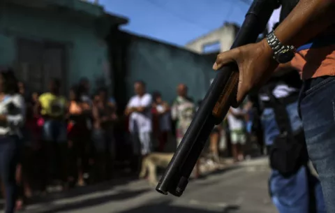 Gobierno y policías de estado brasileño acuerdan poner fin a la huelga