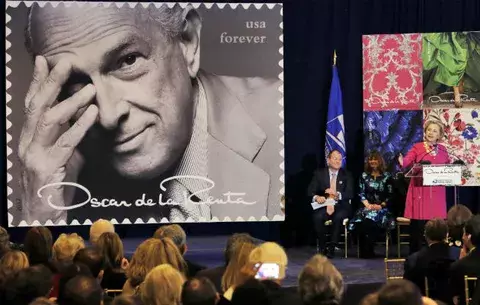 Ícono de la moda, en los sellos postales de EE.UU.