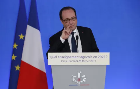 Hollande pide a Trump que no desprecie a París