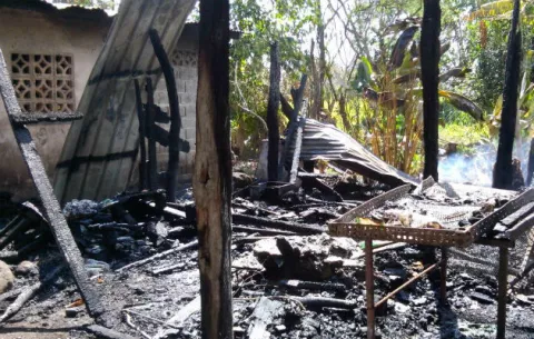 Depósito se incendia en Boquerón y se salva vivienda 