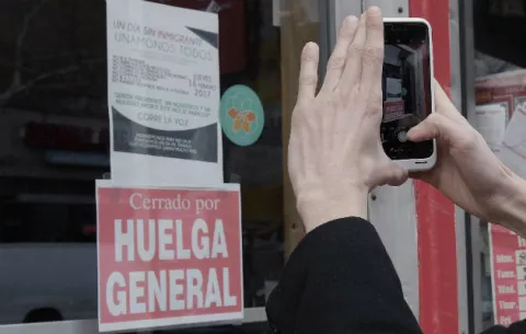 Inmigrantes de EE.UU., en huelga para demostrar a Trump que son indispensables