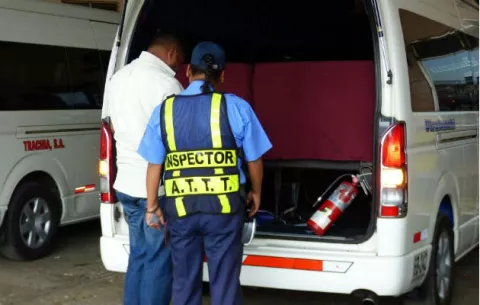 Una decena de conductores fueron sancionados en terminal de Chitré