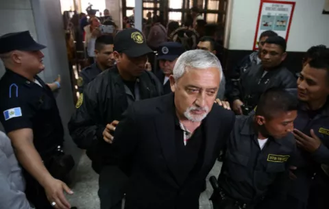 Juez intentará retomar el caso de "La Línea", que tiene preso a Pérez Molina