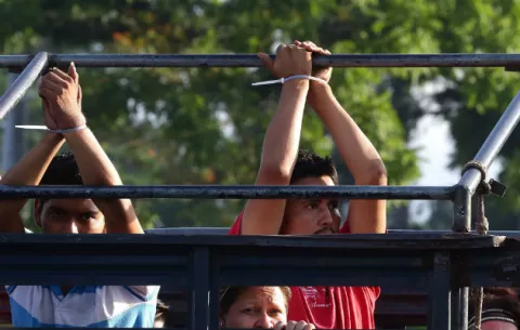 Aumenta la violencia de las bandas delictivas en El Salvador, denuncia AI