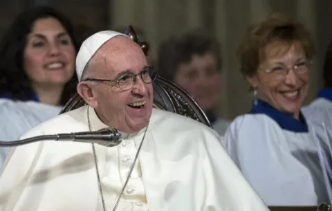 El papa hace una visita histórica a iglesia anglicana "All Saints" 