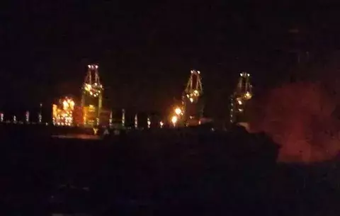 Se incendia barco en calle primera, Colón