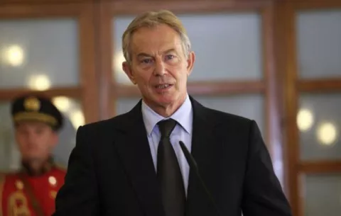 Blair pide a los británicos que "se levanten" contra el "brexit"