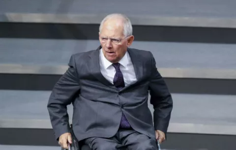 Schäuble espera que Trump haga despertar a la UE y  pide "serenidad"