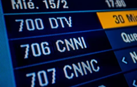 Venezuela abre procedimiento contra CNN y operadoras dejan de emitir su señal