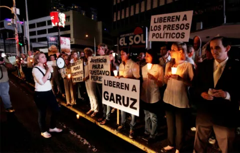 Opositores a Varela exigen la renuncia de procuradora Kenia Porcell