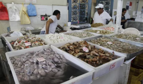 Alza en el precio de los  mariscos por  Cuaresma 
