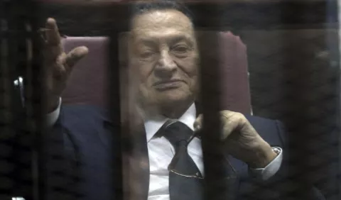 Ordenan liberar a Hosni Mubarak
