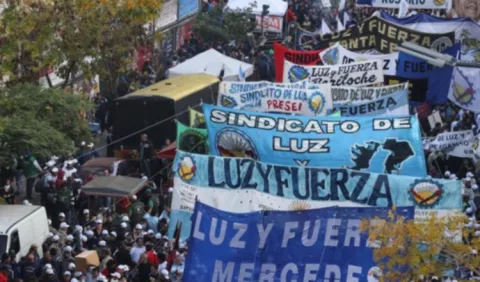 Huelga general  en Argentina, con nueva  adhesión