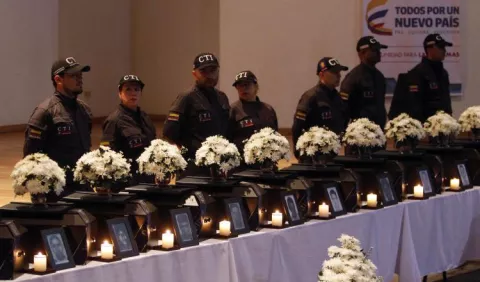 Entregan a familiares restos de 14 víctimas