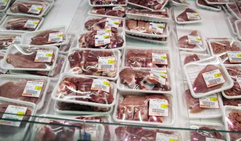 China anunció que  reabrirá   el mercado a las carnes brasileñas