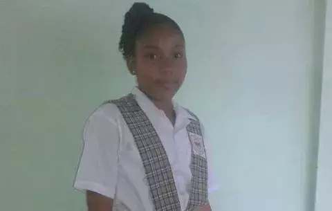 Adolescente se encuentra desaparecida en Arcos Iris