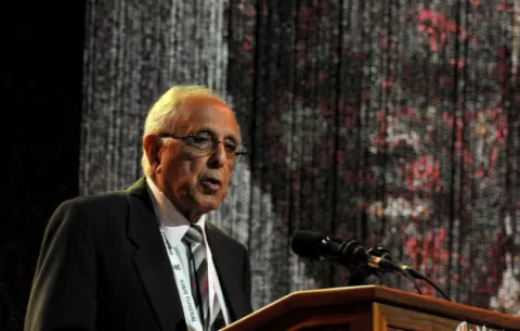 Muere Ahmed Kathrada, compañero de celda y lucha de Mandela contra el apartheid