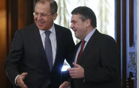Alemania preocupada por riesgo de nueva carrera armamentística entre Rusia y EE.UU.