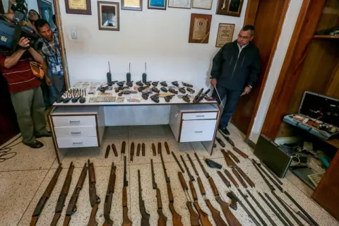Venezuela ha destruido unas 500,000 armas de fuego para combatir inseguridad