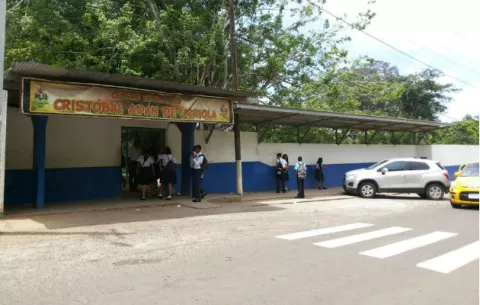 Con cuchillo en mano, amenaza a estudiantes en escuela de Arraiján