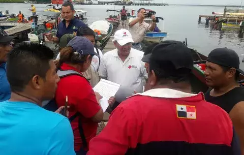 Llegan primeros familiares de víctimas de accidente al muelle de Chiriquí Grande 