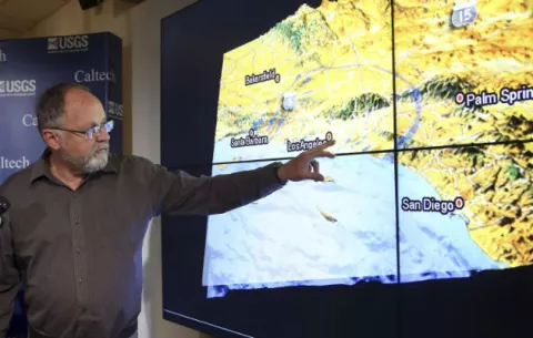 Falla en California podría causar sismo de 7.4 grados