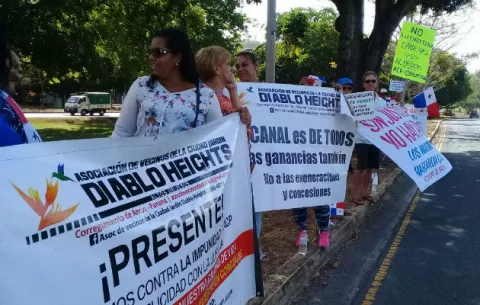 Residentes de áreas revertidas se oponen a construcción del Puerto de Corozal