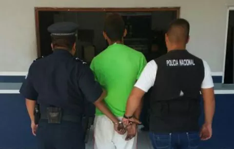 Detienen a dos sujetos buscados por la ley en Chiriquí