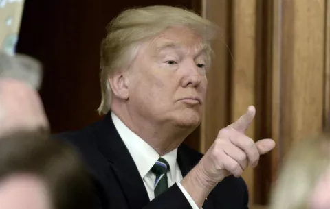 Trump dice que Corea del Norte se está portando muy mal 