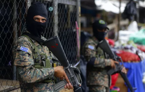Siete vinculados en una masacre en El Salvador quedan en libertad condicional