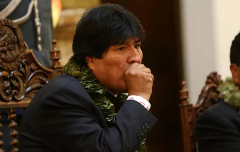 Morales adelanta viaje a Cuba para operarse de la garganta 