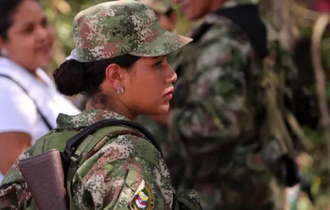 En Colombia, crean tribunales para juzgar a criminales de guerra 