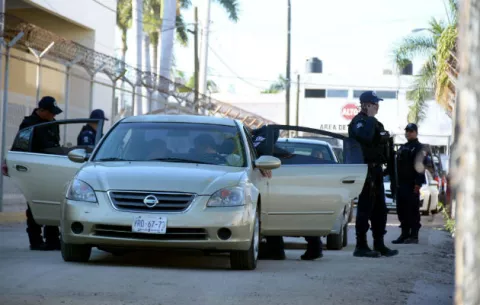 Hijo del capo "El Azul" y 4 reos más escapan de prisión en México