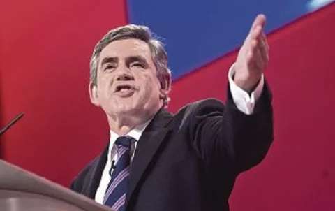 Expremier Brown pide a Escocia permanecer en el Reino Unido 