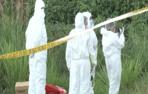 Hallan huesos de cervical, costillas y dientes detrás de casa de Luz Michelle Orocú
